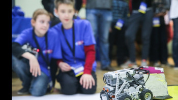 Фотография к новости: Сильнейших в робототехнике школьников определили в Алматы