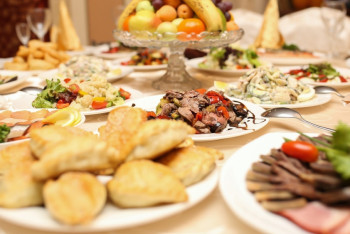 Фотография к новости: Нехватку талонов на ауызашар в шымкентской мечети объяснили священнослужители 