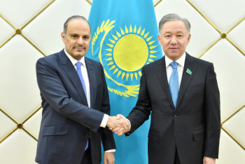 Фотография к новости: Нигматулин принял посла Катара в Казахстане 