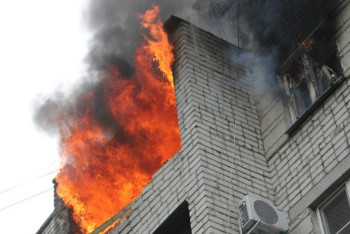 Фотография к новости: В Павлодаре в пятиэтажном доме произошел взрыв 