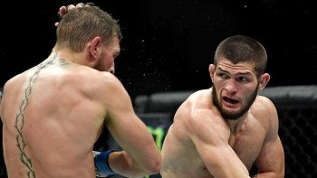 Фотография к новости:  Хабиба и Конора отстранили от боев после скандального поединка