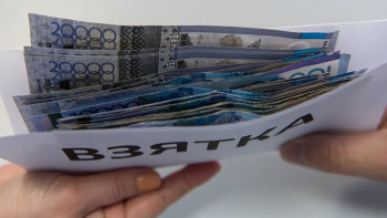 Фотография к новости: В получении взяток подозреваются таможенники Алматинской области