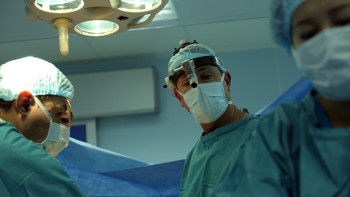 Фотография к новости: Уникальную операцию по замене искусственного сердца на донорское провели хирурги Астаны