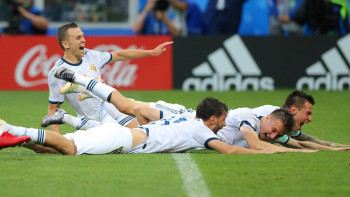 Фотография к новости: Посольство Казахстана в Москве поздравило сборную России по футболу с выходом в 1/4 ЧМ-2018