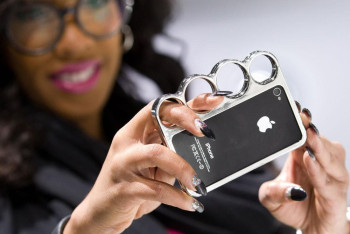 Фотография к новости: Продажи iPhone в США могут запретить