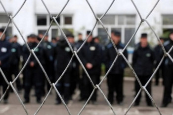 Фотография к новости: Генпрокуратура опровергла слухи об освобождении 5 тысяч осужденных за тяжкие преступления