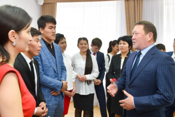 Фотография к новости: Ментором для выпускника "Серпін" станет аким СКО Кумар Аксакалов