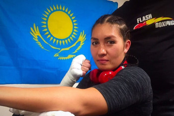 Фотография к новости: Из травмы руки казахстанская "GGG среди женщин" переносит свой бой