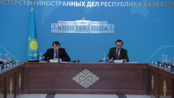 Фотография к новости: Прекратить воспринимать бизнес как дойную корову призвал чиновников Шпекбаев