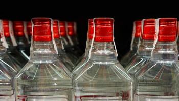 Фотография к новости: Лицензию на хранение и реализацию алкоголя в Казахстане можно получить за один день