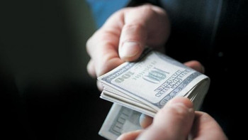 Фотография к новости: Директора дочерней компании "Казмунайгаза" уличили во взяточничестве 