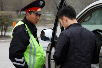 Фотография к новости: На 65% увеличат зарплату дорожным полицейским РК