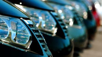 Фотография к новости: В спецЦОНах возобновили выдачу прав и регистрацию авто