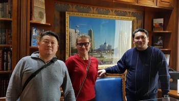 Фотография к новости: Фильм "Казахское ханство. Алмазный меч" показали в Третьяковской галерее