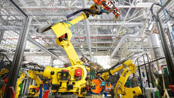 Фотография к новости: Цифровизация высвободит пять тысяч рабочих предприятий в ближайшие годы - Минтруда