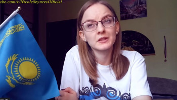 Фотография к новости: Видеоблог этнической татарки о казахской музыке стал популярен в Уфе 