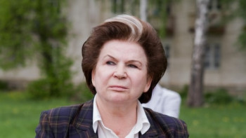 Фотография к новости: Я по-хорошему завидую - Валентина Терешкова об Астане