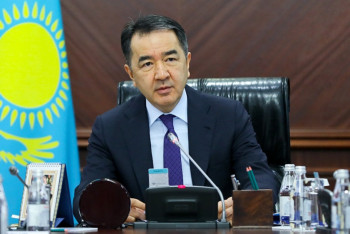 Фотография к новости: Сагинтаев раскритиковал процесс автоматизации госуслуг