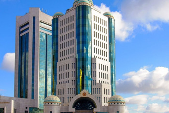 Фотография к новости: Сенат вернул в Мажилис законопроект по развитию бизнес-среды