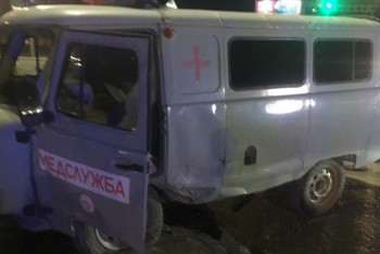 Фотография к новости: В Актау в ДТП с участием машины скорой помощи пострадали четыре человека 