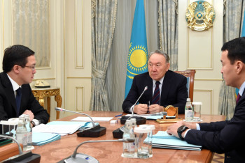 Фотография к новости: Акишев доложил Главе государства о текущей деятельности Нацбанка