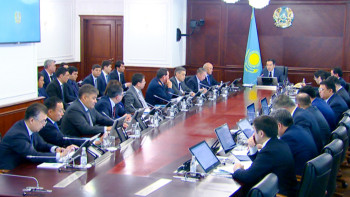 Фотография к новости: Сагинтаев провел совещание по вопросам реализации поручений Президента по Году молодежи