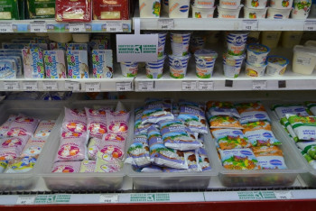 Фотография к новости: Жители Омска скупают продукты из Северного Казахстана 