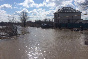 Фотография к новости: 88 акимам РК вынеcены предписания из-за паводков 