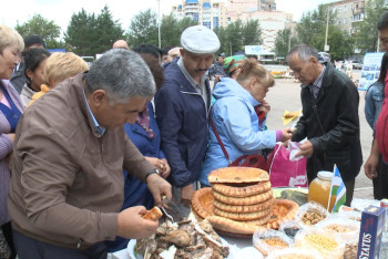 Фотография к новости: Выставка узбекских промышленных и продовольственных товаров  прошла в Кокшетау