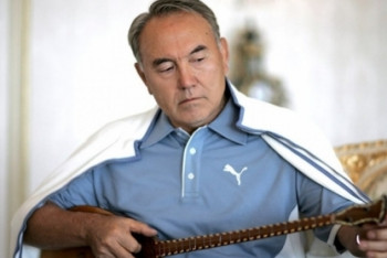 Фотография к новости: Звук домбры говорит о широких степях Казахстана - Нурсултан Назарбаев