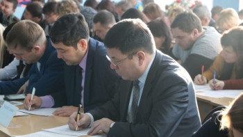 Фотография к новости: Свыше ста тысяч акмолинцев приняли участие в общенародном диктанте