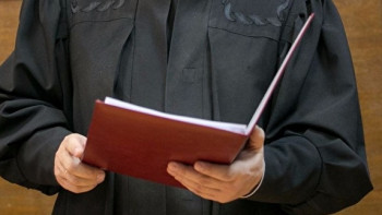 Фотография к новости: К четырем годам приговорили мужчину за кражу бронзового мальчика в Астане