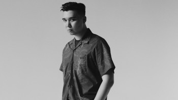 Фотография к новости: Казахстанский режиссер Айсултан Сеитов дал интервью Юрию Дудю