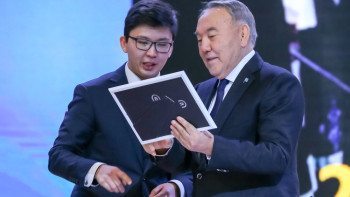 Фотография к новости: Нурсултан Назарбаев написал письмо выпускникам НИШ 2058 года