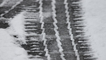 Фотография к новости: Более 50 граждан Узбекистана эвакуировали с трассы в Актюбинской области