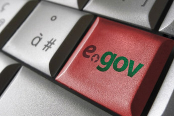 Фотография к новости: Проверить актуальность записи о браке и смене фамилии теперь можно eGov