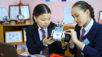 Фотография к новости: Акмолинская область является одним из лидеров по открытию IT-классов в республике