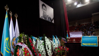 Фотография к новости: Мы будем помнить его всегда: Мухамедиулы, Сапиев и Головкин простились с Денисом Теном