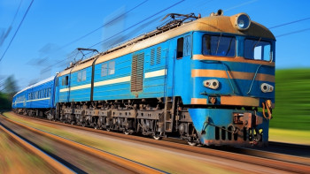 Фотография к новости: На компенсацию могут претендовать пассажиры 19 задержанных поездов 