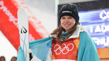 Фотография к новости: Юлия Галышева стала чемпионкой мира по фристайл-могулу