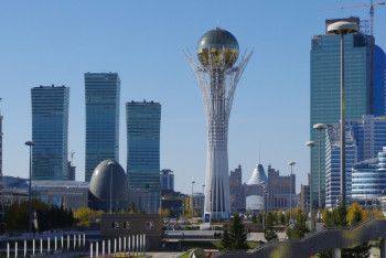 Фотография к новости:  "Буду только "за", если столица будет носить имя Елбасы" - Видади Агаев