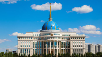 Фотография к новости: Назарбаев подписал закон о страховании и страховой деятельности