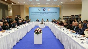 Фотография к новости: В Астане прошло заседание Научно-экспертного совета АНК с участием Абдыкаликовой