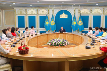 Фотография к новости: Как в Акорде прошла встреча с представительницами женской общественности  "Көктем шуағы"