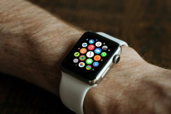 Фотография к новости: В интерфейсе Apple Watch выявлена секретная возможность