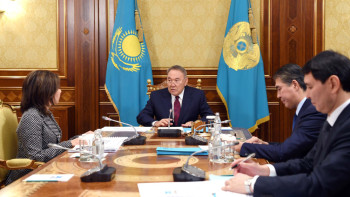 Фотография к новости: Повысить соцвыплаты по утере трудоспособности на 30% с 2020 года поручил Назарбаев 