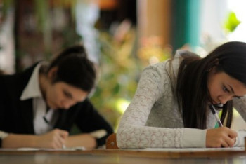 Фотография к новости: Сдавать ЕНТ на казахском языке будут 80% школьников  