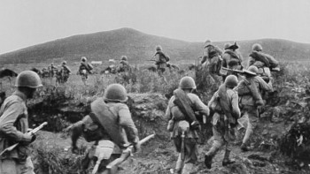 Фотография к новости: Бланк медальона солдата ВОВ, найденного в России, передали родственникам в Астане 