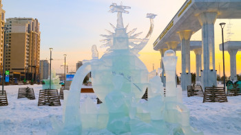 Фотография к новости: Определены победители международного конкурса ледовых скульптур в Астане 