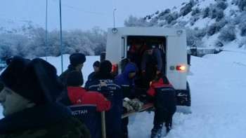 Фотография к новости: Из-за сильных морозов около 150 иностранцев эвакуировали с дорог в Казахстане